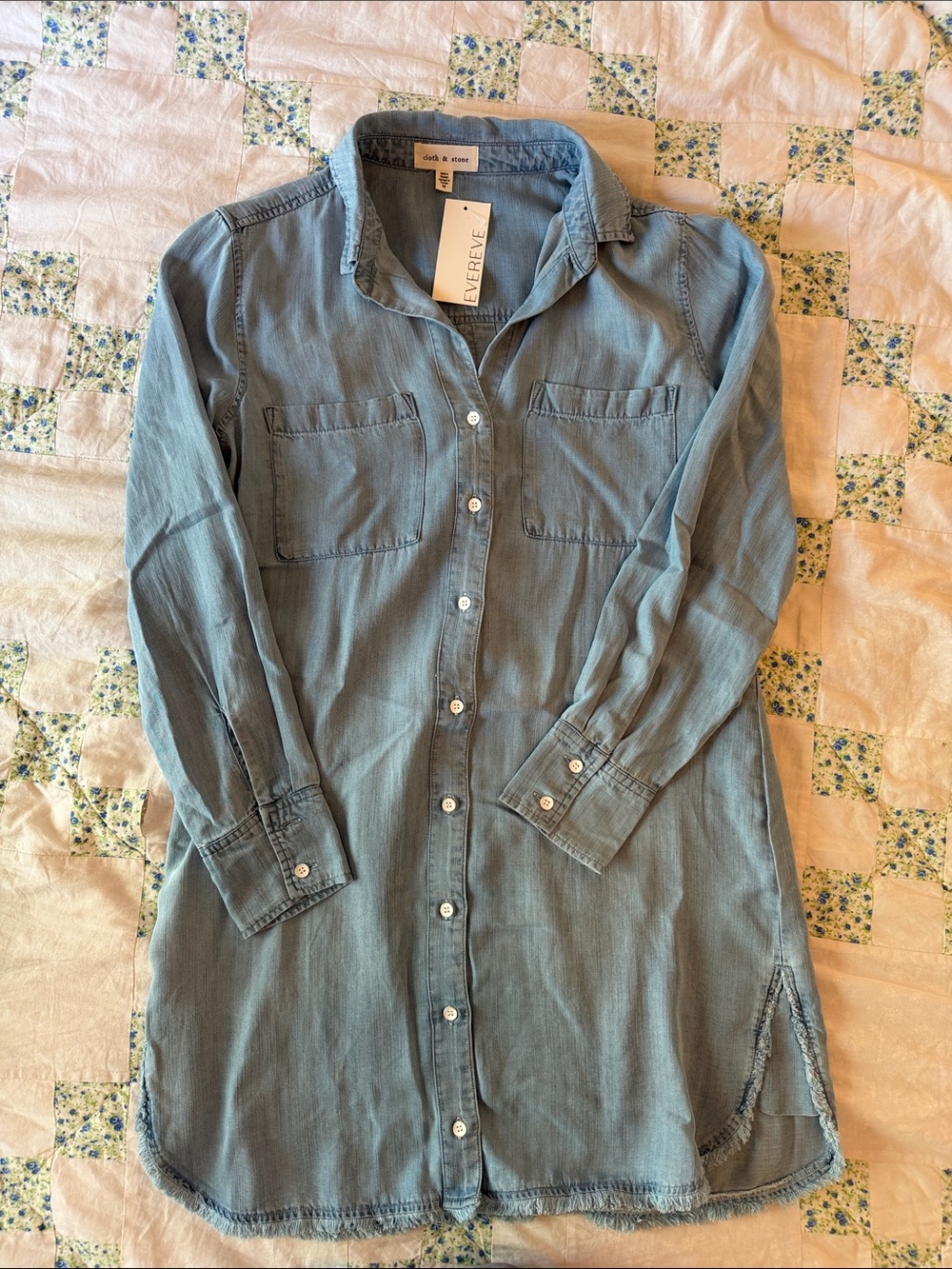 Evereve Light Blue Chambray Button-Front Tunic Dress